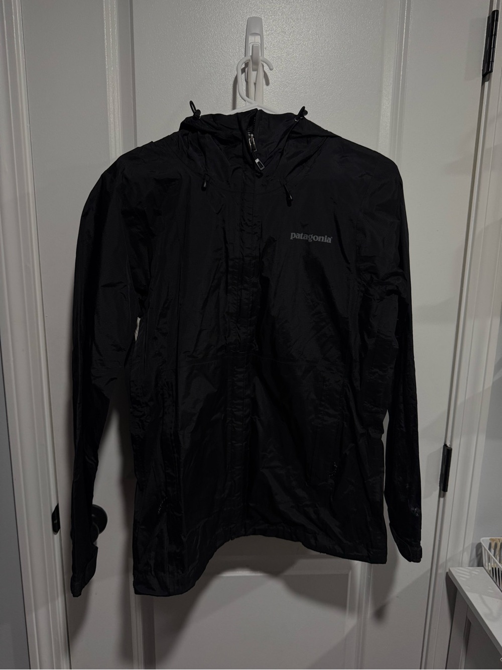 Patagonia Men's Black Hooded Rain Jacket